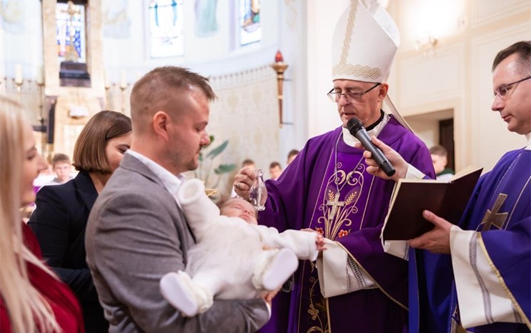 Nuncij Lingua predvodio misu u Krašiću